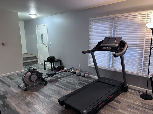 1090 Cabot, Flint, MI 48532