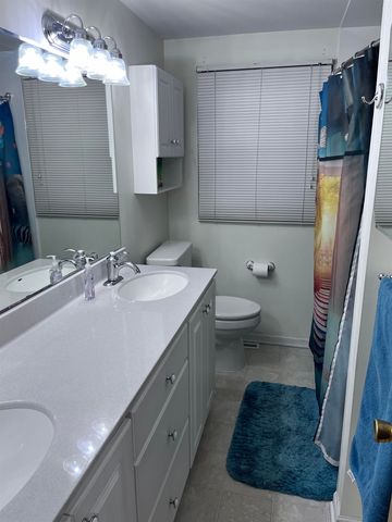 1090 Cabot, Flint, MI 48532