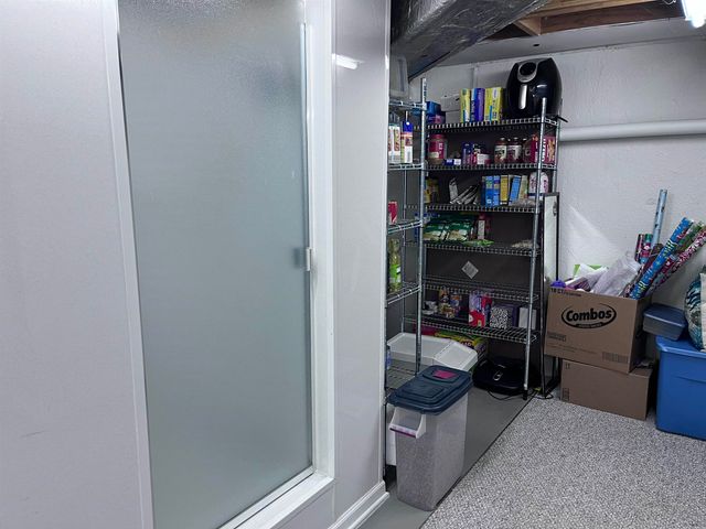 1090 Cabot, Flint, MI 48532