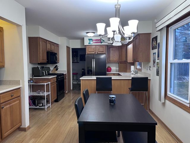 1090 Cabot, Flint, MI 48532