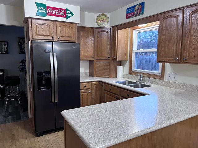 1090 Cabot, Flint, MI 48532