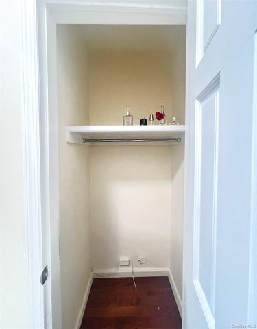 82-01 Britton Avenue 5K, Elmhurst, NY 11373