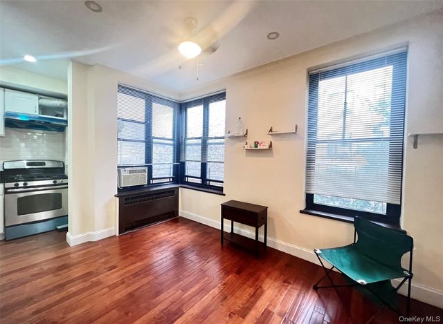 82-01 Britton Avenue 5K, Elmhurst, NY 11373