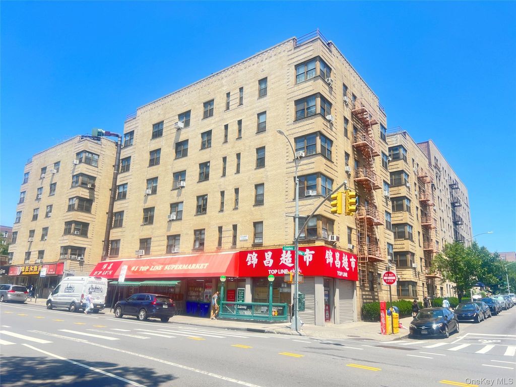82-01 Britton Avenue 5K, Elmhurst, NY 11373