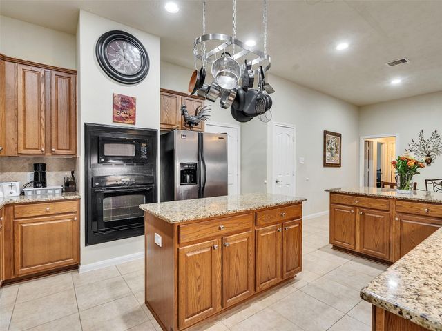 2714 Brahman Drive, Manvel, TX 77578