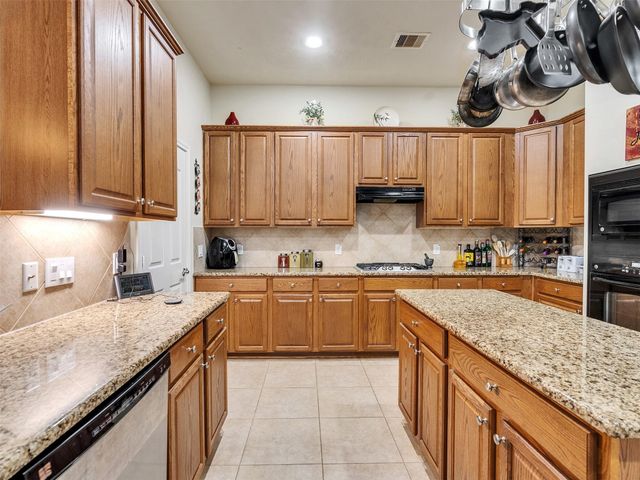 2714 Brahman Drive, Manvel, TX 77578