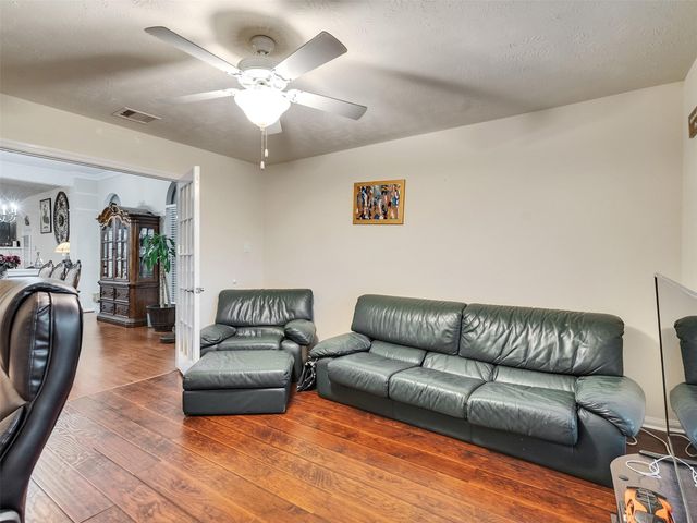 2714 Brahman Drive, Manvel, TX 77578