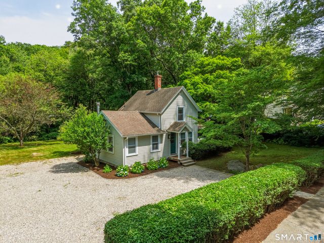 179 Niantic River Road, Waterford, CT 06385