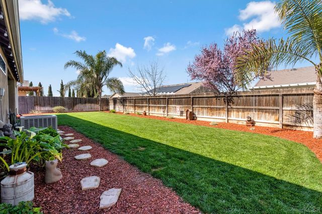 1524 Atlantic Avenue, Lemoore, CA 93245