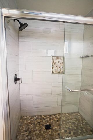 1339 N Columbus, Glendale, CA 91202