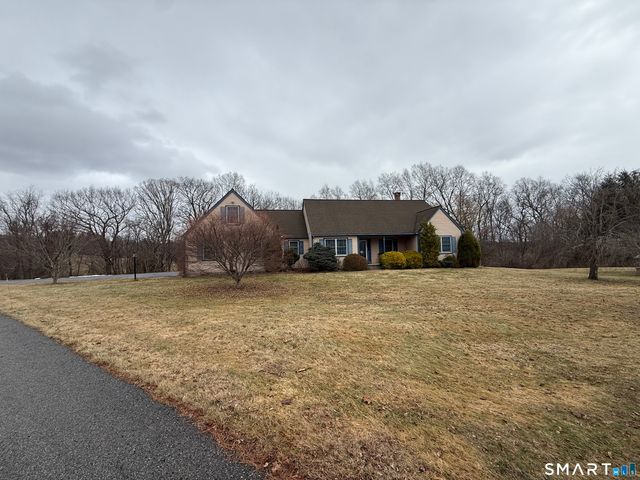 63 May Brook, Woodstock, CT 06281