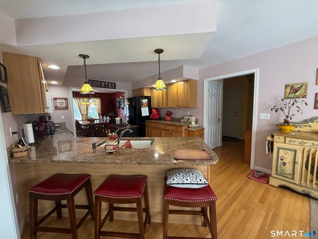 63 May Brook, Woodstock, CT 06281