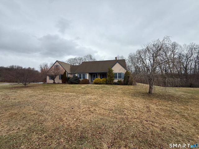 63 May Brook, Woodstock, CT 06281