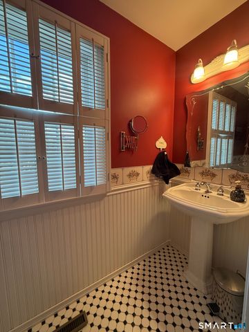 63 May Brook, Woodstock, CT 06281