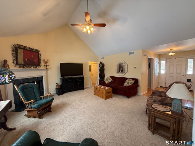 63 May Brook, Woodstock, CT 06281