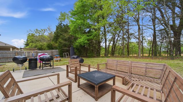 110 ABERDEEN DR, Oakland, TN 38060