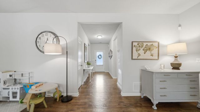 110 ABERDEEN DR, Oakland, TN 38060