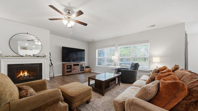 110 ABERDEEN DR, Oakland, TN 38060