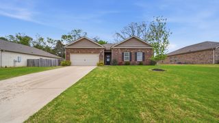 110 ABERDEEN DR, Oakland, TN 38060