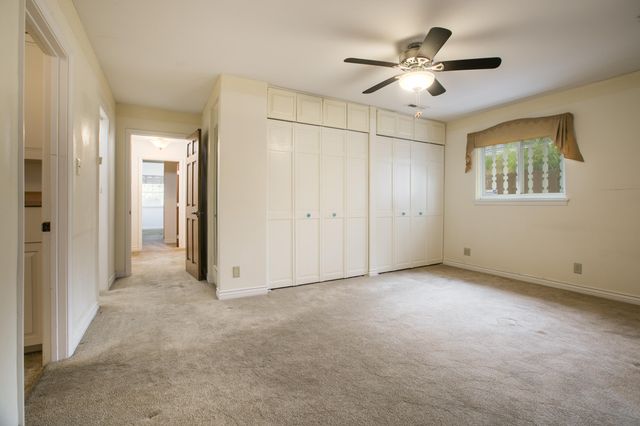 1220 Monroe Street NE, Albuquerque, NM 87110