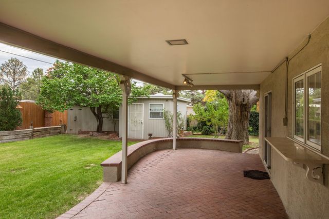 1220 Monroe Street NE, Albuquerque, NM 87110