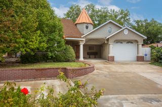 1220 Monroe Street NE, Albuquerque, NM 87110