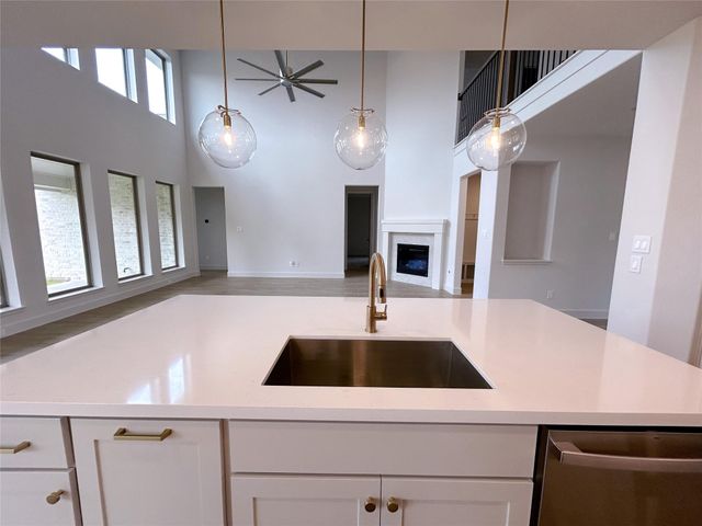 5406 Holly Hollow Lane, Fulshear, TX 77441