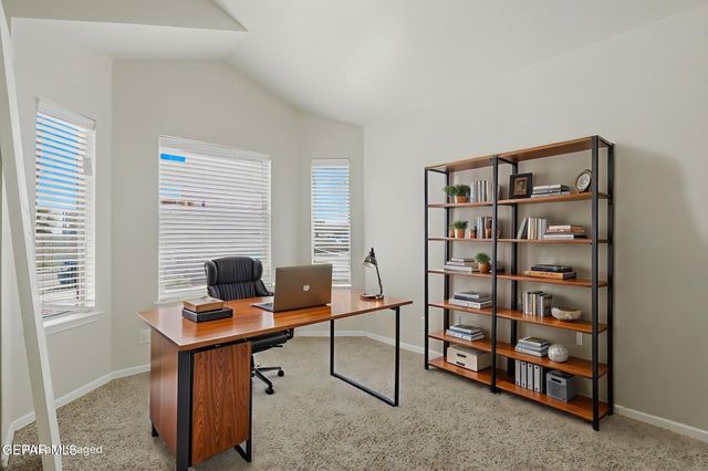 4945 GEORGE FERNANDEZ, El Paso, TX 79938