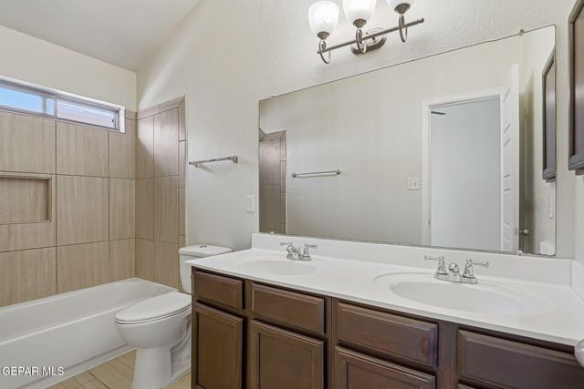 4945 GEORGE FERNANDEZ, El Paso, TX 79938