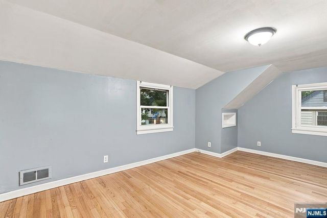 654 Howard Street, Teaneck, NJ 07666