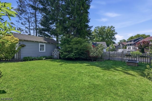 154 Garfield Place, Maplewood Twp., NJ 07040