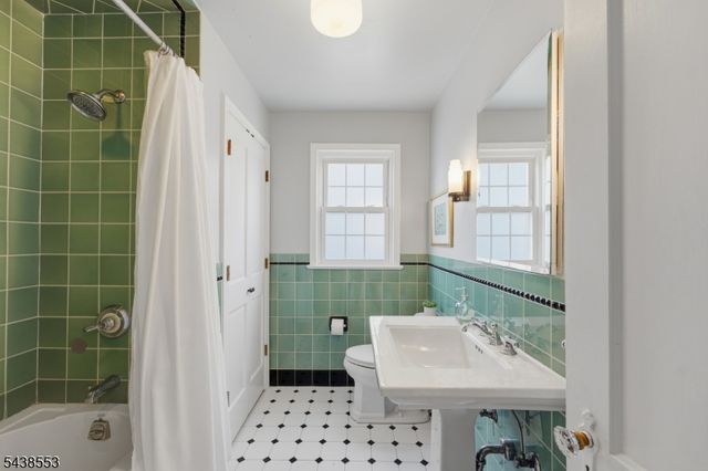 154 Garfield Place, Maplewood Twp., NJ 07040
