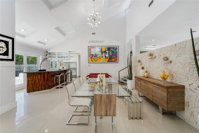 14090 SW 34th St, Miami, FL 33175