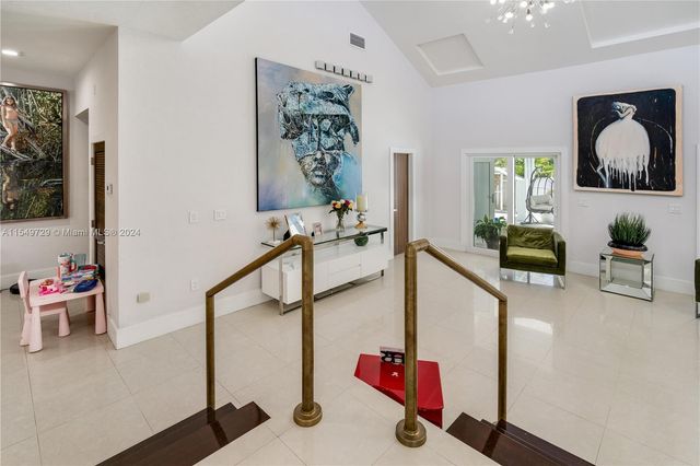 14090 SW 34th St, Miami, FL 33175