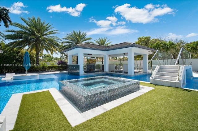 14090 SW 34th St, Miami, FL 33175