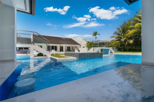 14090 SW 34th St, Miami, FL 33175