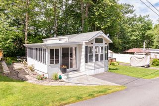 554 Endicott North Street 14 & 15, Laconia, NH 03246