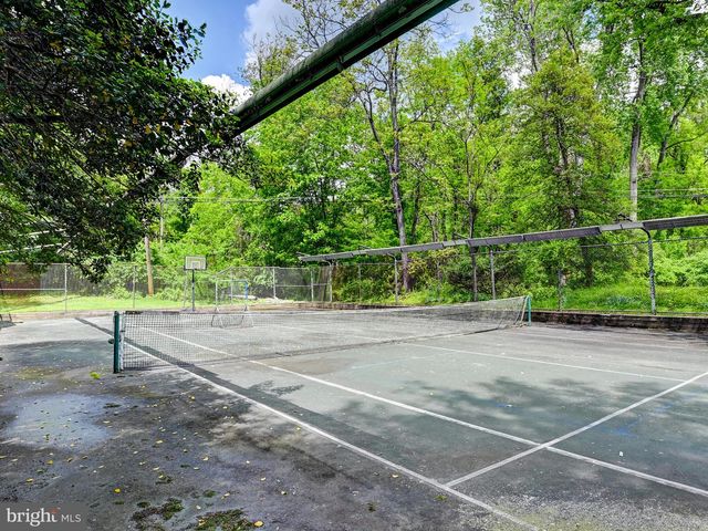 3604 BARBERRY CT, Pikesville, MD 21208