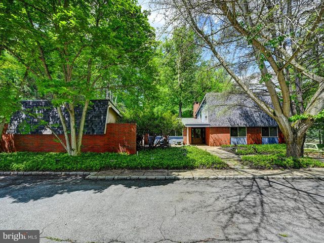 3604 BARBERRY CT, Pikesville, MD 21208
