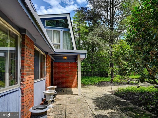 3604 BARBERRY CT, Pikesville, MD 21208