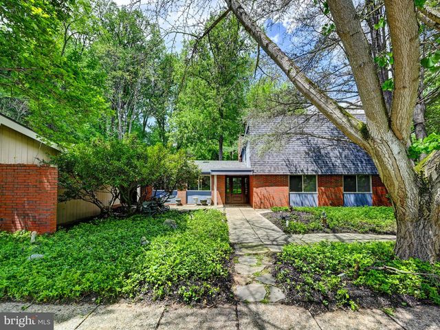 3604 BARBERRY CT, Pikesville, MD 21208
