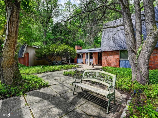 3604 BARBERRY CT, Pikesville, MD 21208