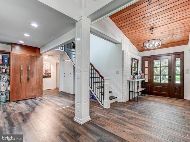 3604 BARBERRY CT, Pikesville, MD 21208