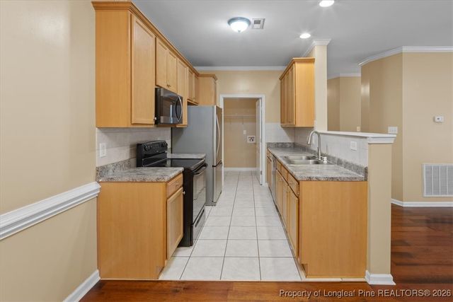 1329 Kershaw Loop 137, Fayetteville, NC 28314