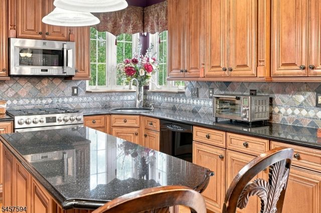 1002 Valerie Place, Greenwich Twp., NJ 08886
