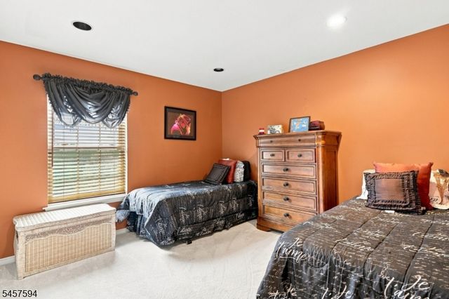 1002 Valerie Place, Greenwich Twp., NJ 08886