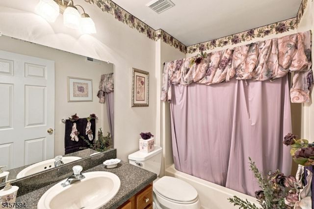 1002 Valerie Place, Greenwich Twp., NJ 08886