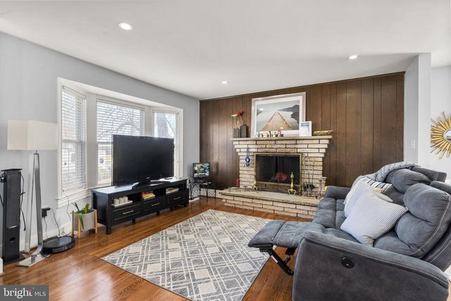 6401 DORSEY RD, Gaithersburg, MD 20882
