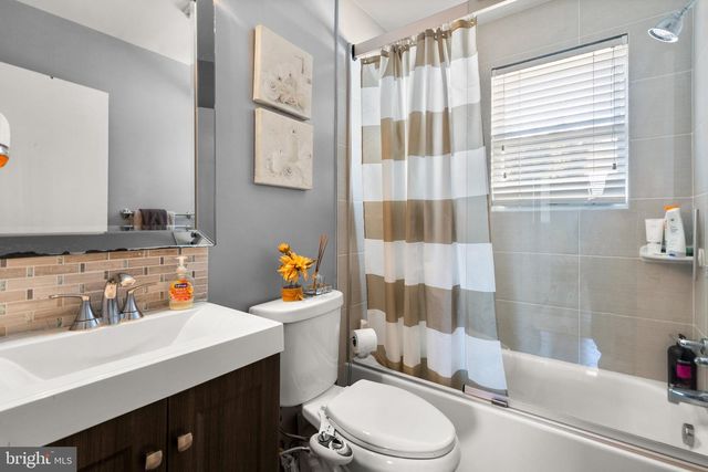 6401 DORSEY RD, Gaithersburg, MD 20882