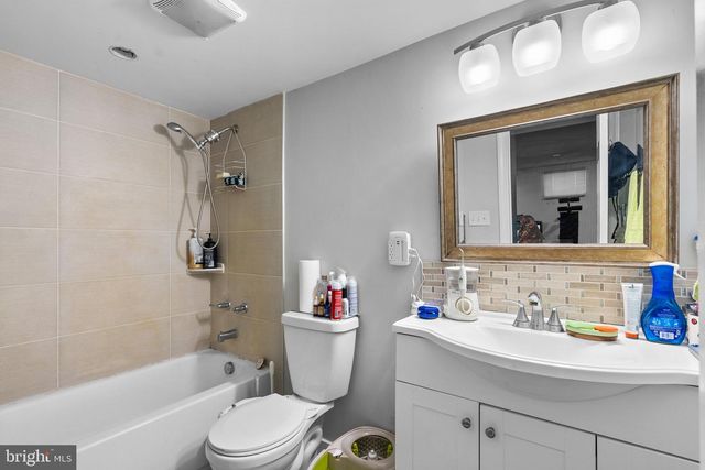 6401 DORSEY RD, Gaithersburg, MD 20882